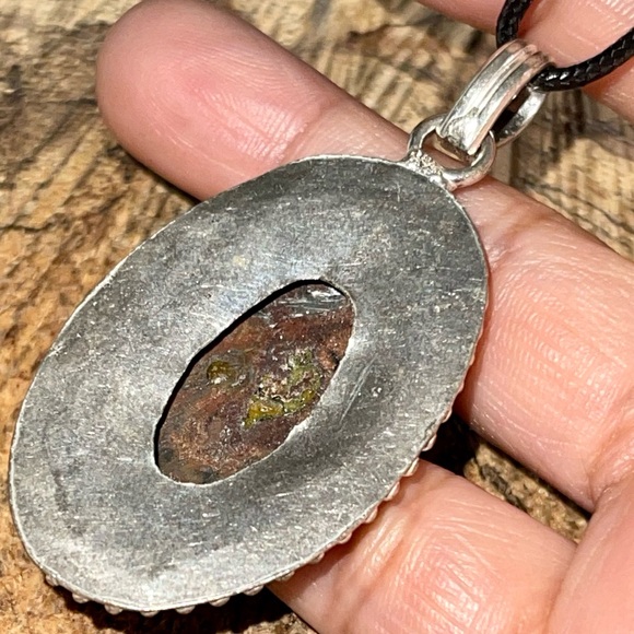 Petrified Wood Pendant 2 1/4” - Picture 11 of 13